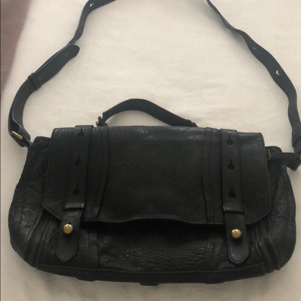 Olivia Harris CrossBody Bag